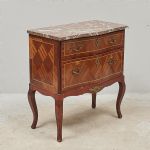 1570 6266 CHEST OF DRAWERS